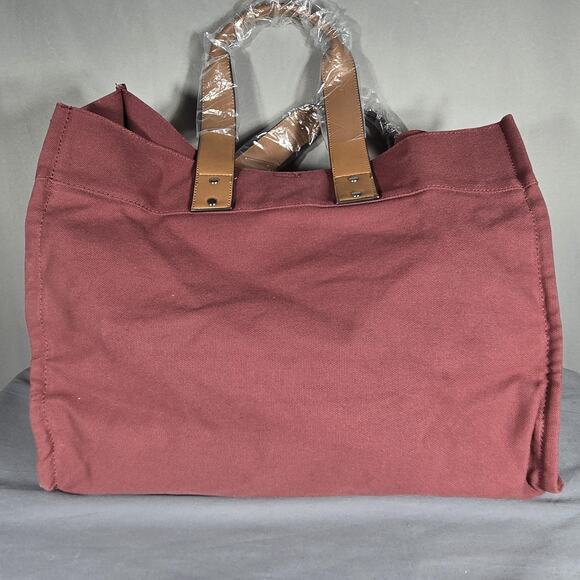 True Religion Tote Bag Red Canvas Buddha World Tour Large Shopper NWT New Tag - Picture 5 of 11